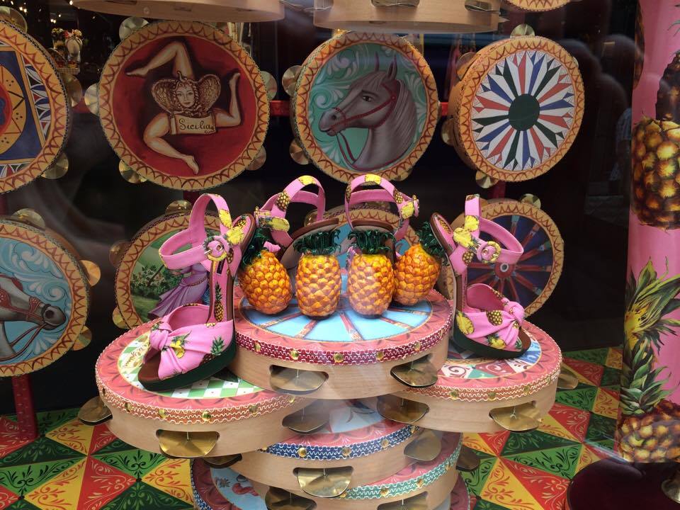 Milan 2025 pineapple sandals